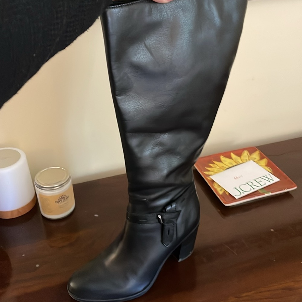 COPY - Wide calf Black knee high heeled boots